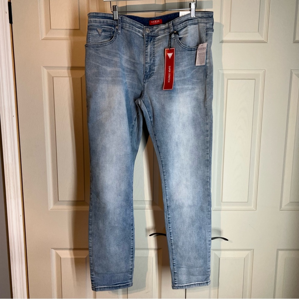 Guess men’s jeans modern skinny size 38x30 denim brand new
